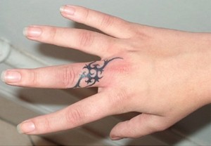 Finger Tribal Tattoo