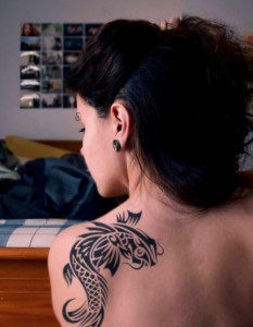 Tribal Shoulder Tattoos for Women